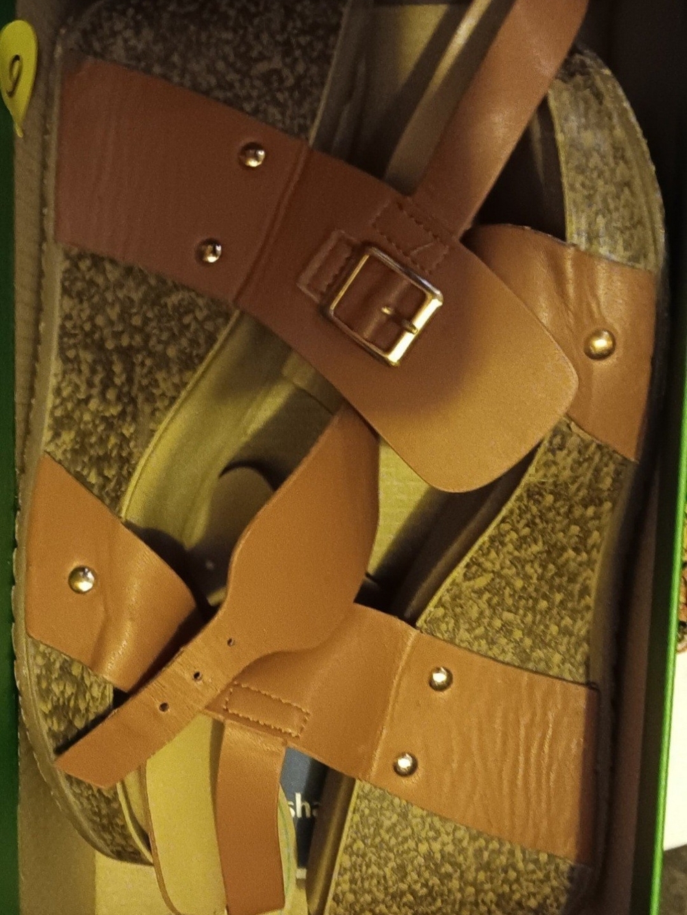 Source Unknown Tan Leather Cross-Strap Sandals with Buckle